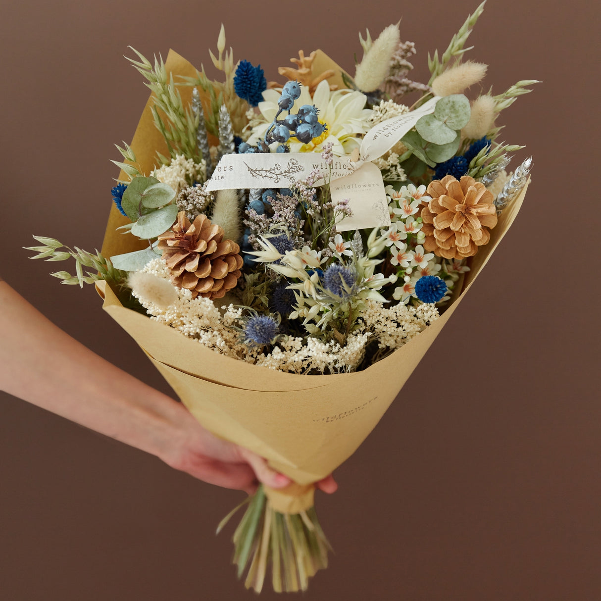 Christmas Dried Flower Classic Bouquet - XL Home Decor
