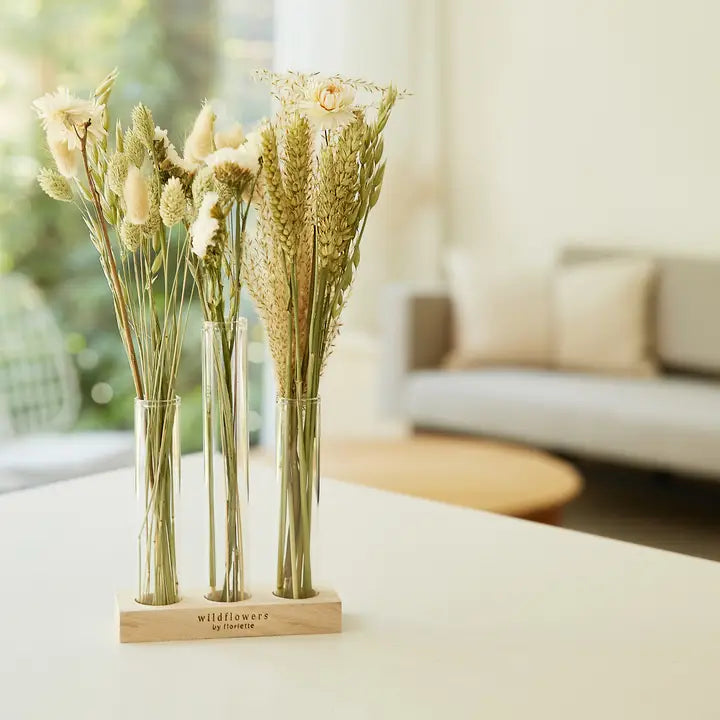 Natural dried flower letterbox gift set with vases and preserved stems